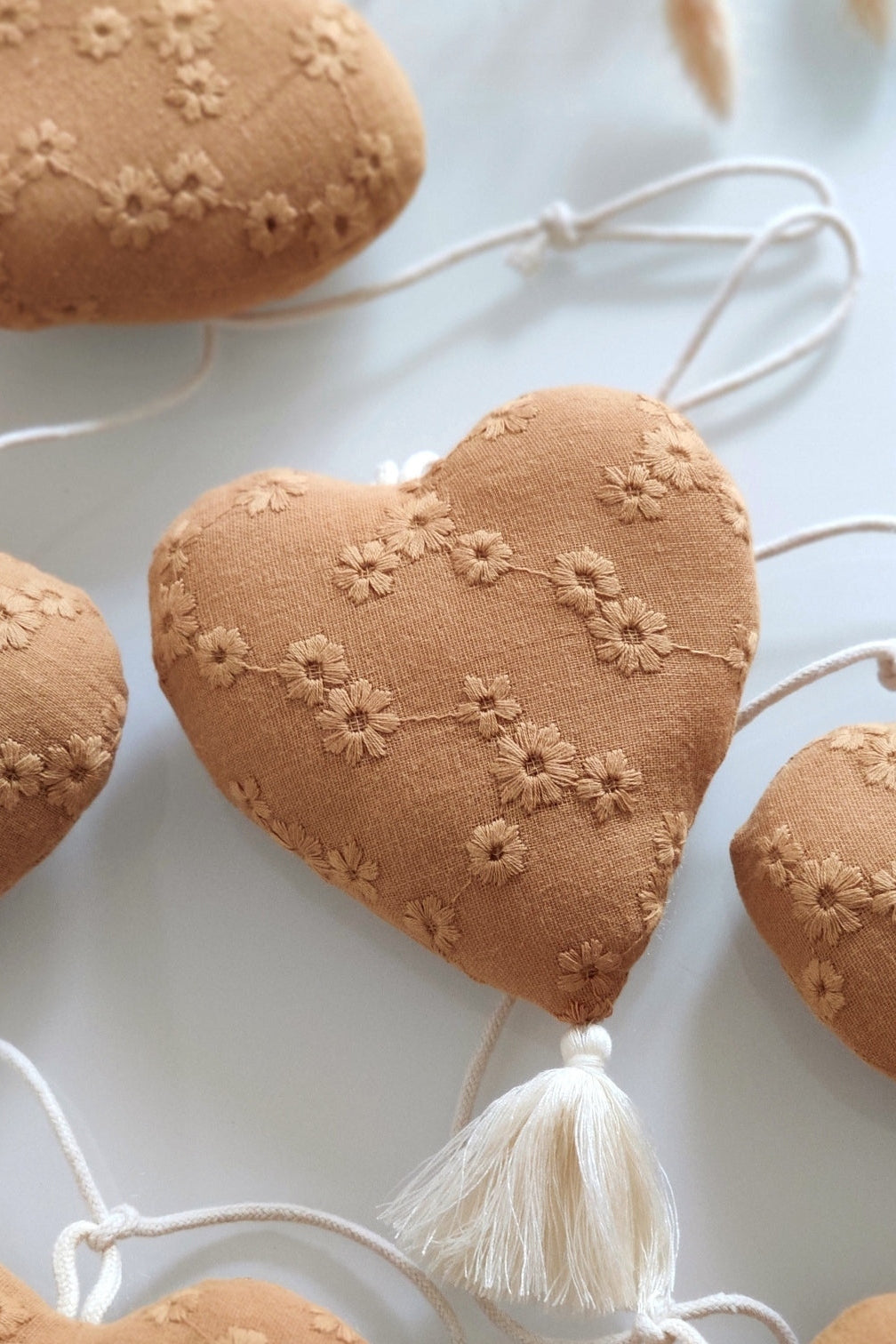 Guirlande de coeurs - Camel