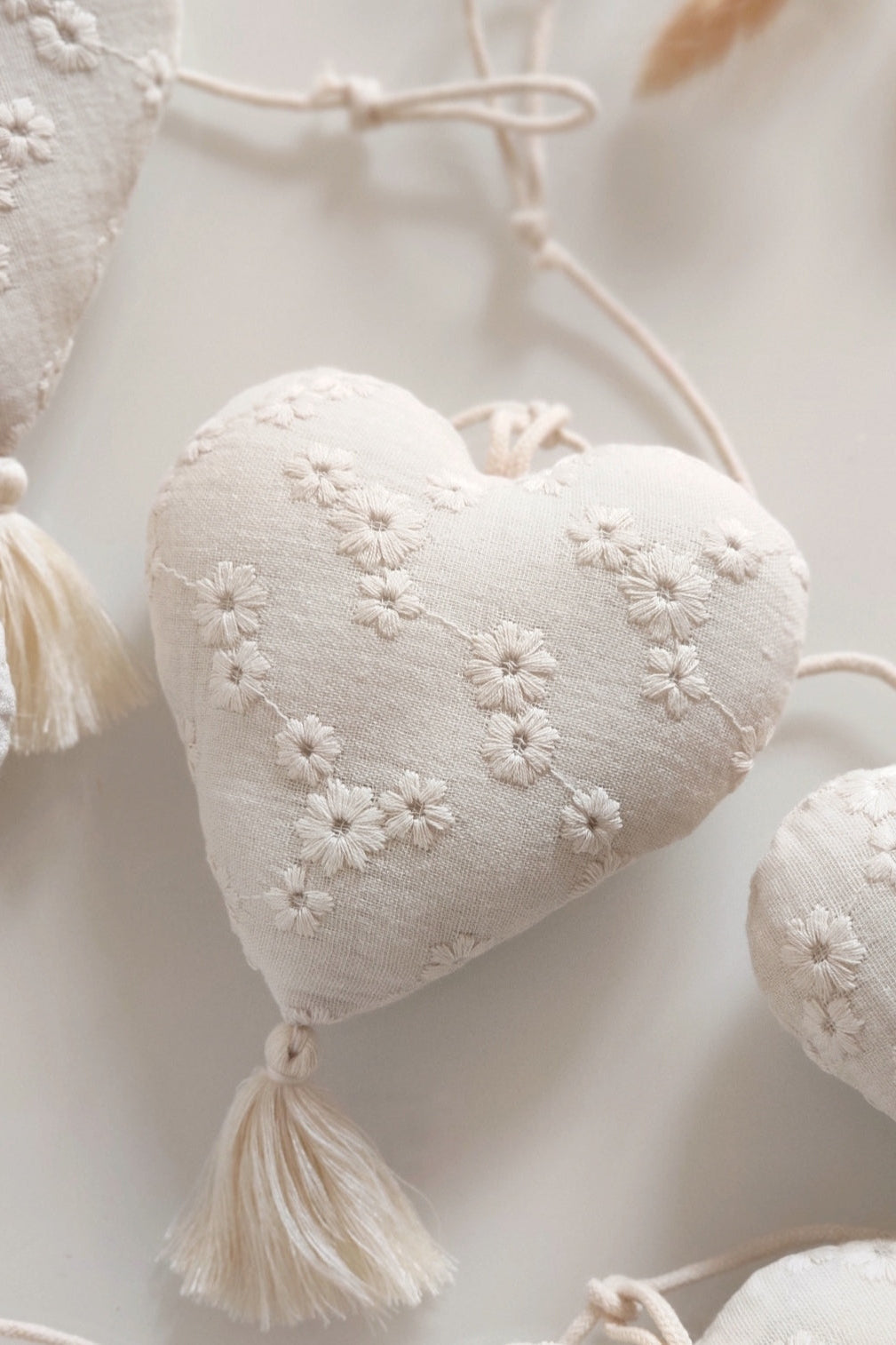 Guirlande de coeurs - Écru