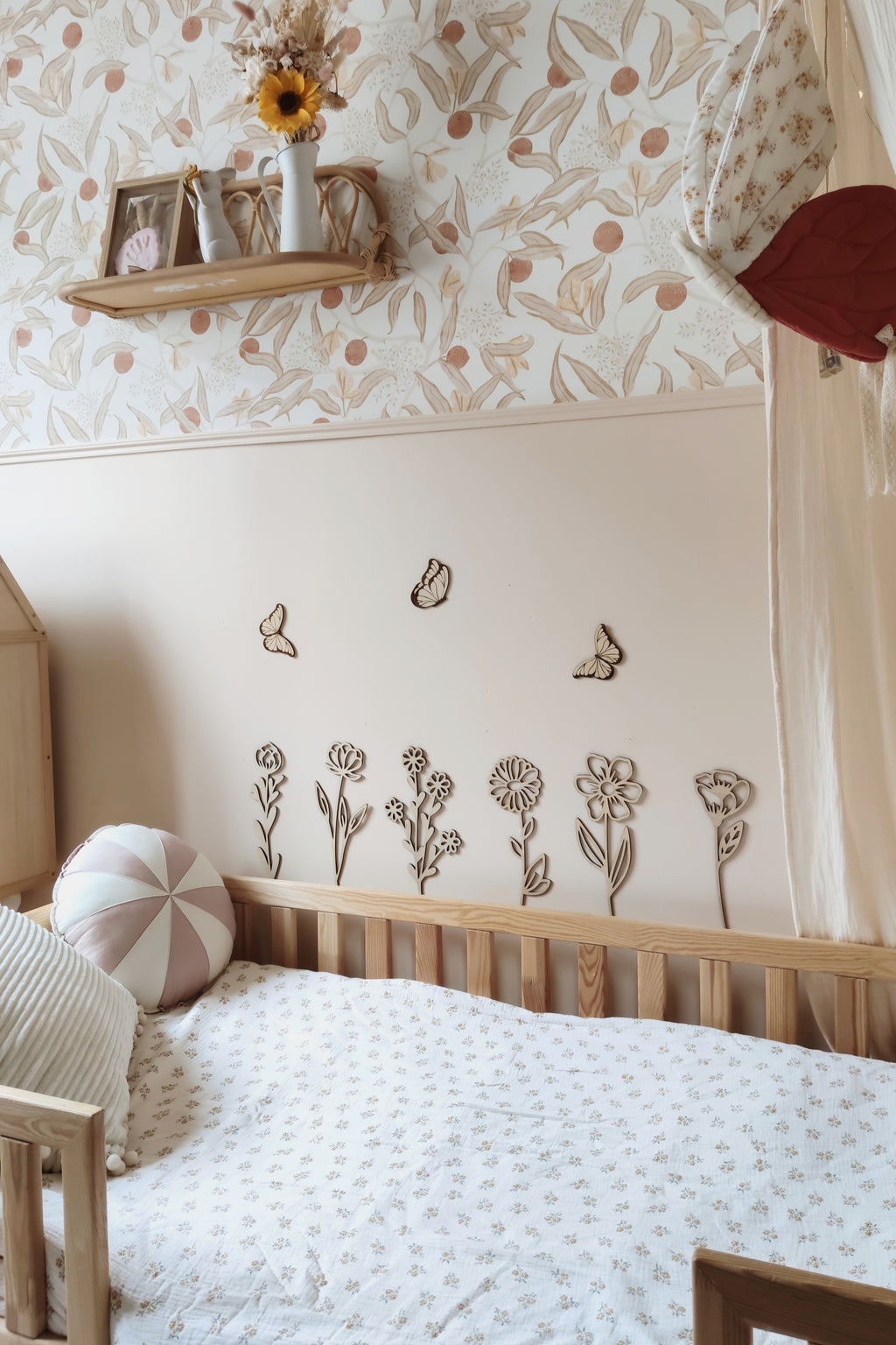 Forme en bois - Fleurs