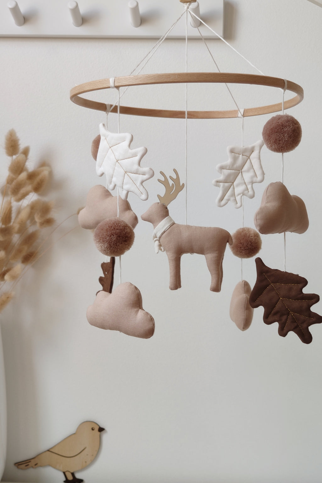 Mobile décoratif - Cerf & feuilles de chêne