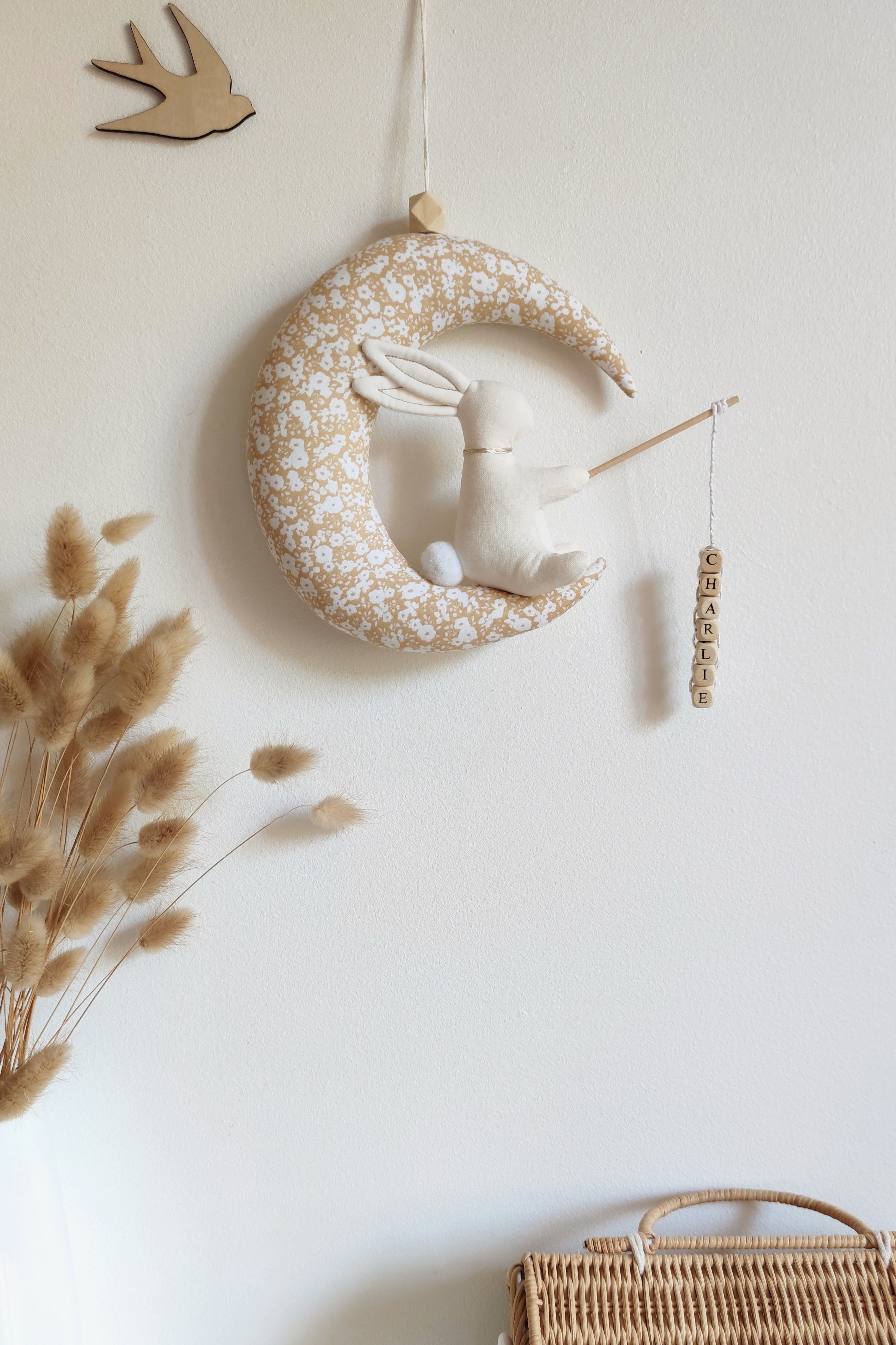 Lapin sur sa lune - Fleurs Caramel