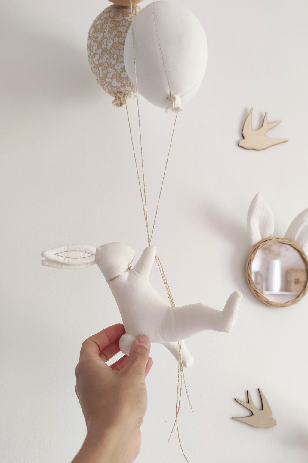 Lapin & ballons - Fleurs Caramel