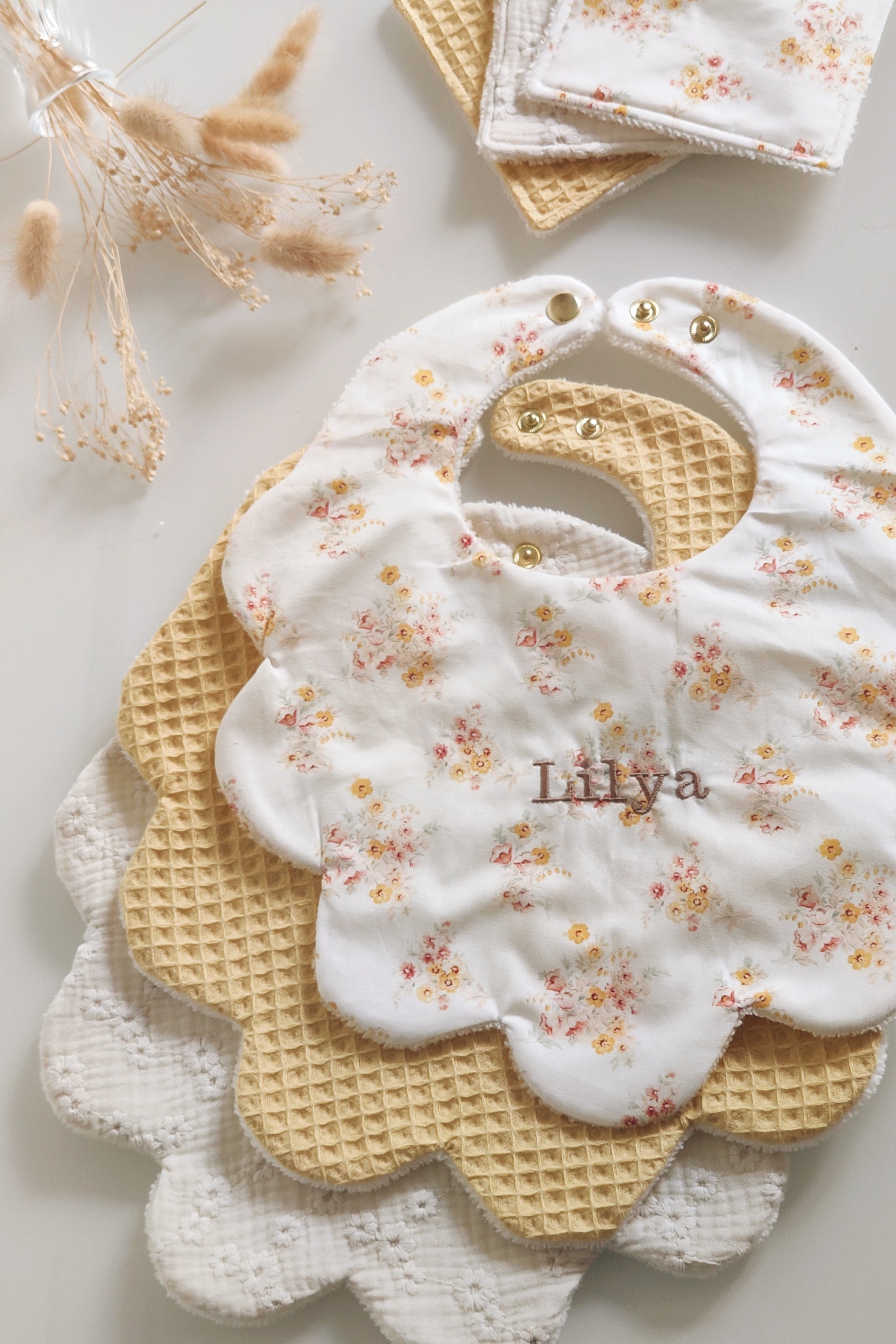 Bavoir BRODÉ Personnalisable - à l'unité