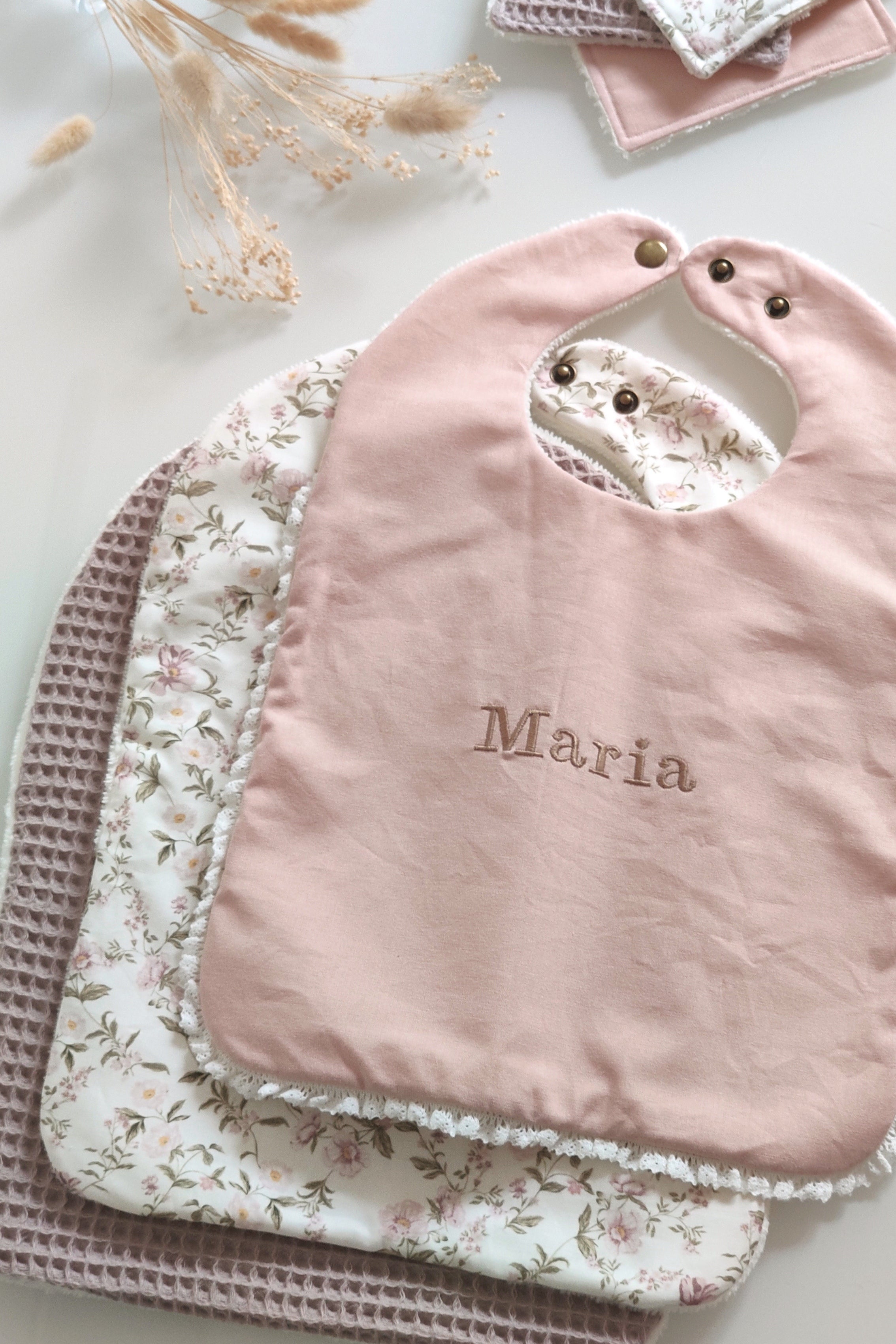 Bavoir BRODÉ Personnalisable - à l'unité