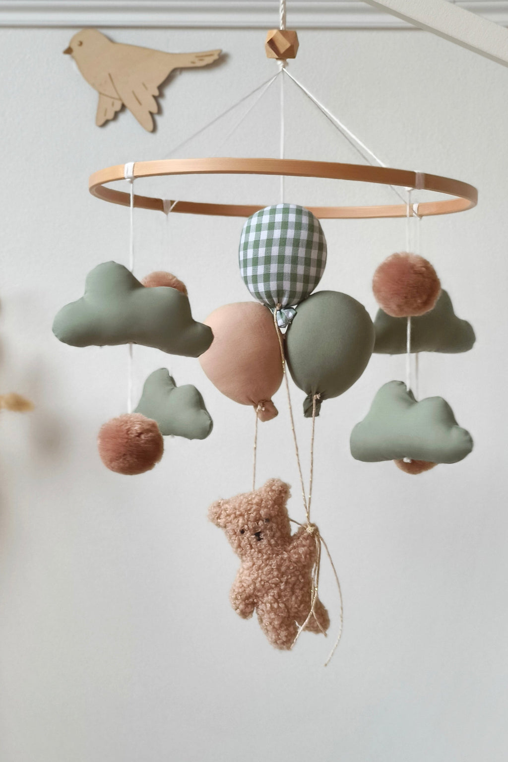 Mobile décoratif Nounours & Ballons - vichy vert