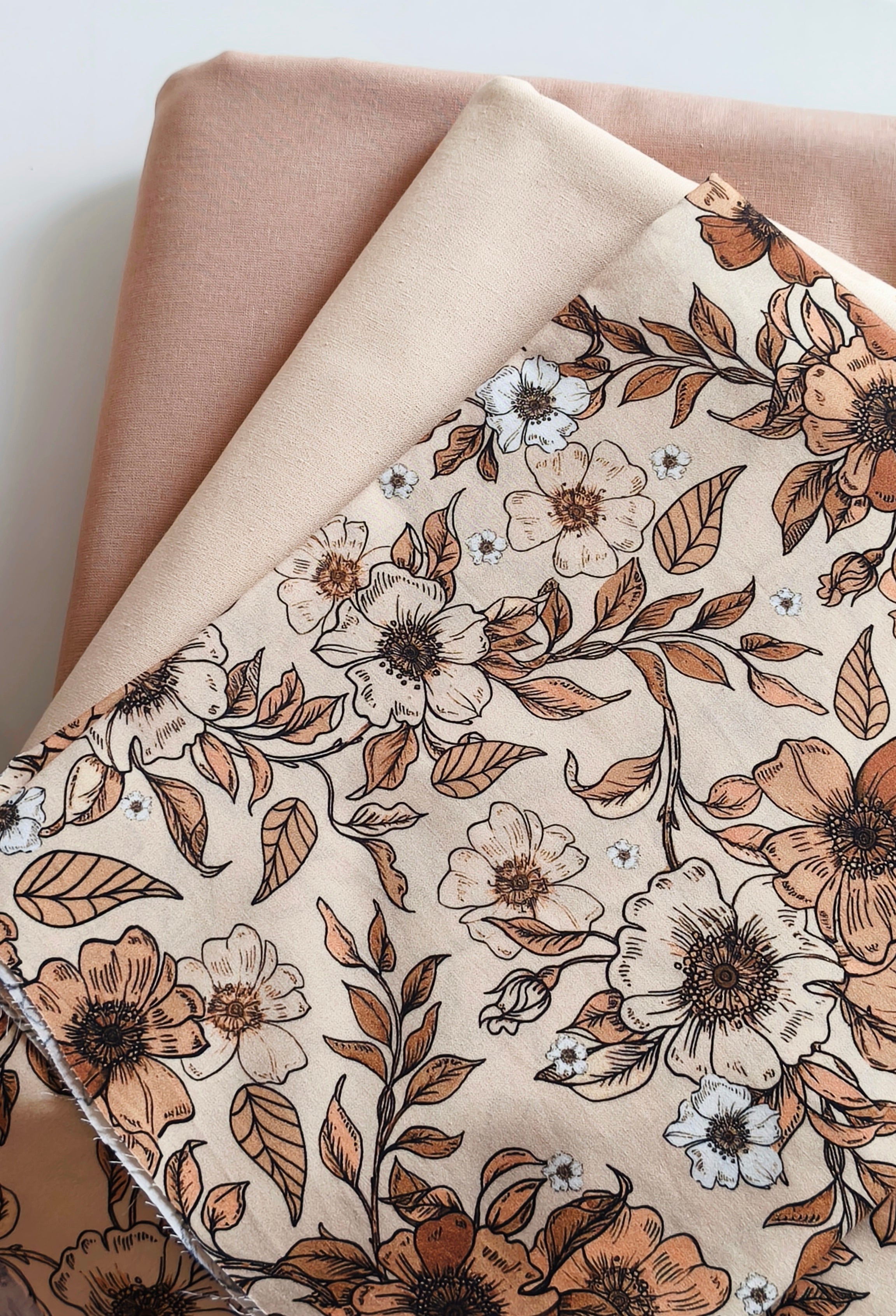 RÉSERVÉ KAMILLIA - Lapin & ballons