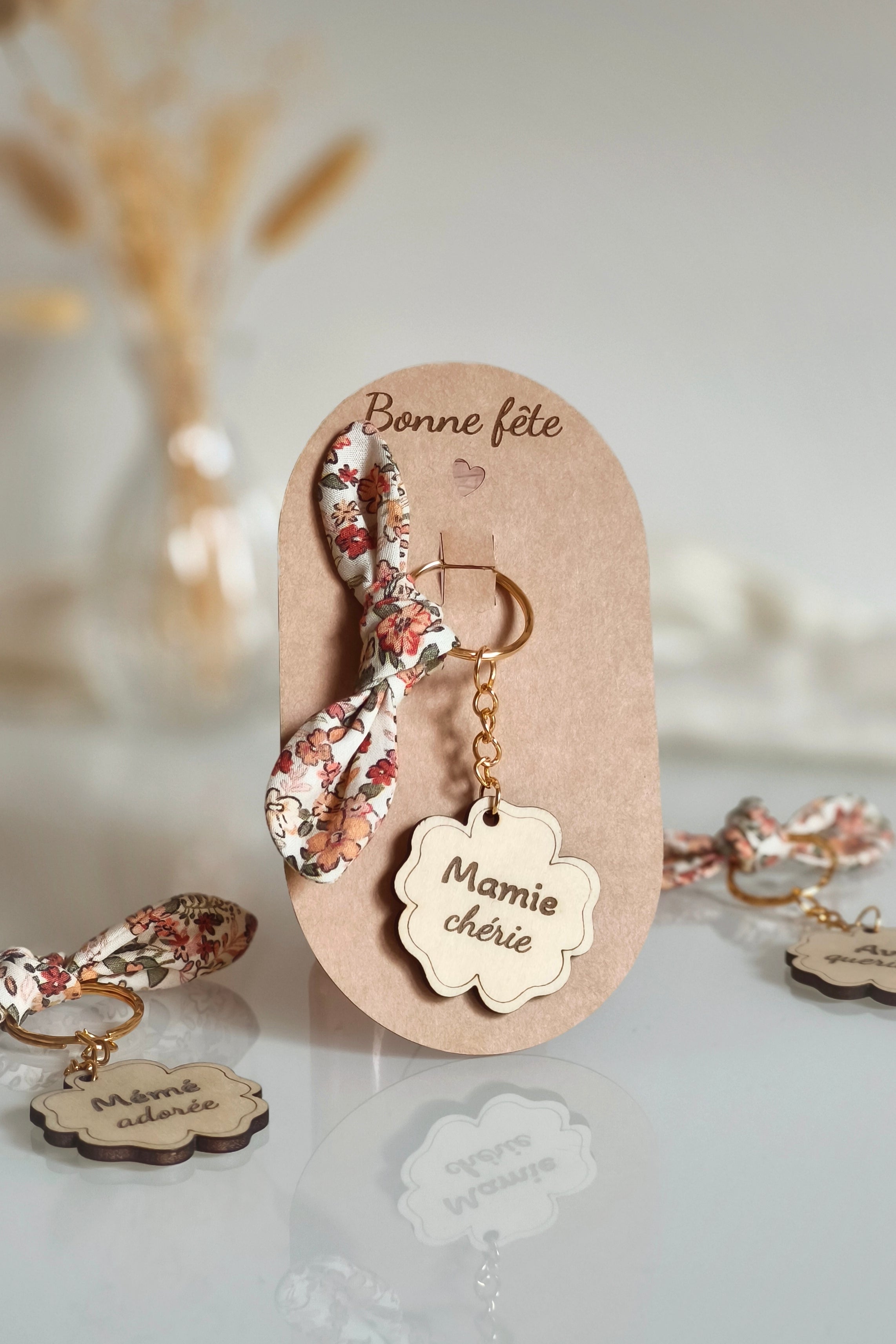 Fête des grands-mères / Porte-clés personnalisé Fleurs 🌸