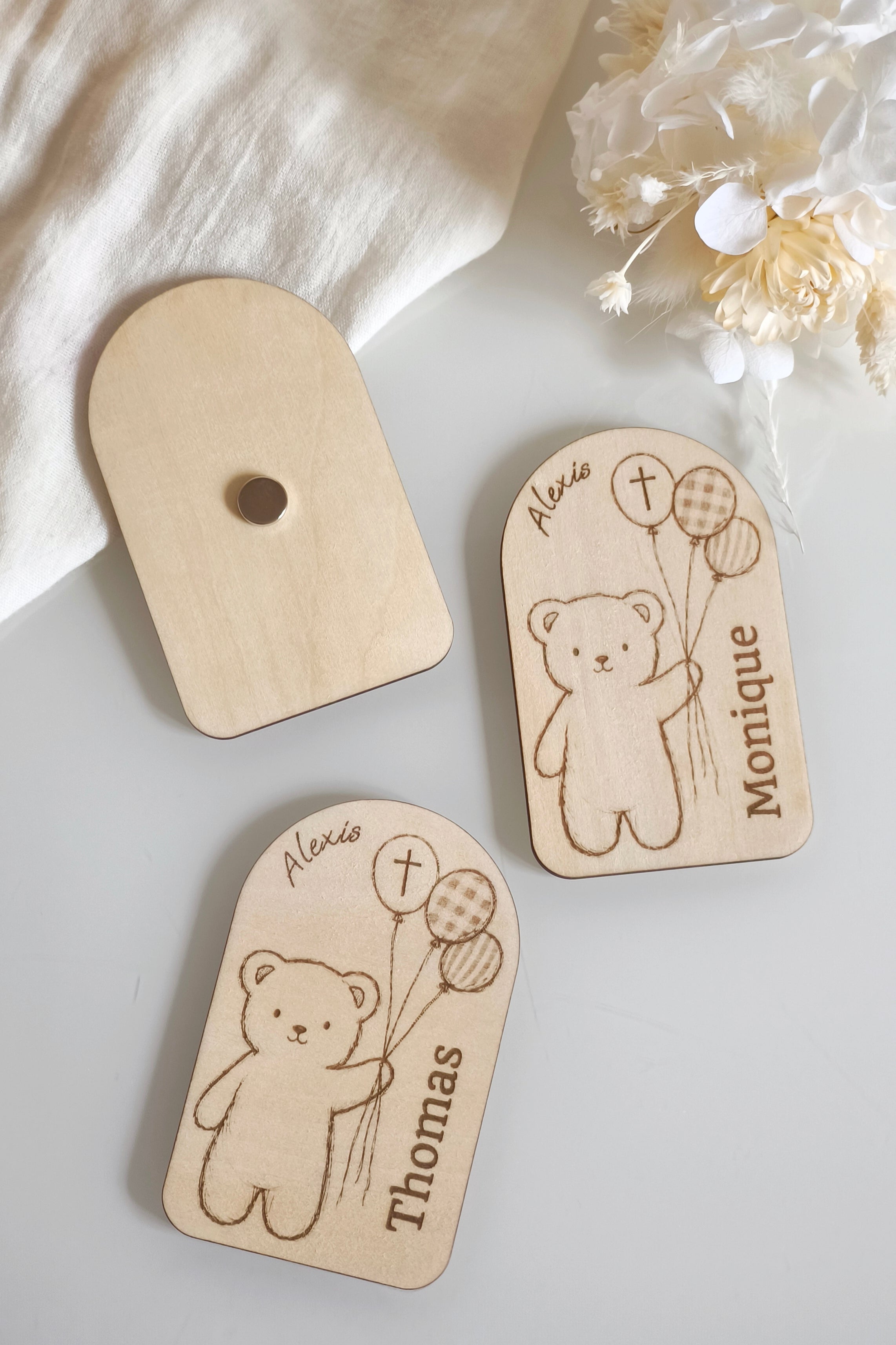 Marque-places magnets Nounours - Version Baptême 🕊️