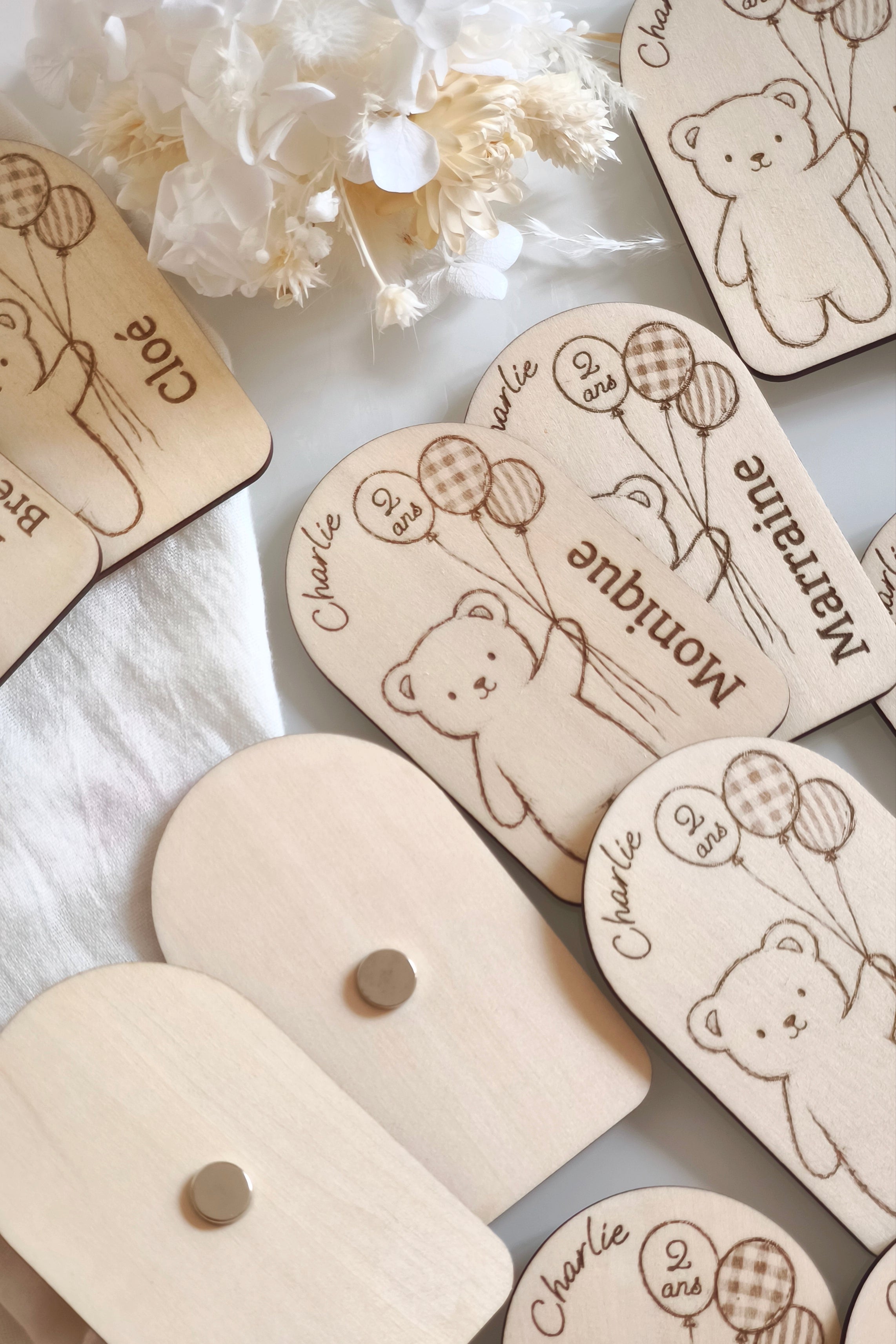 Marque-places magnets Nounours - Version Anniversaire 🎂