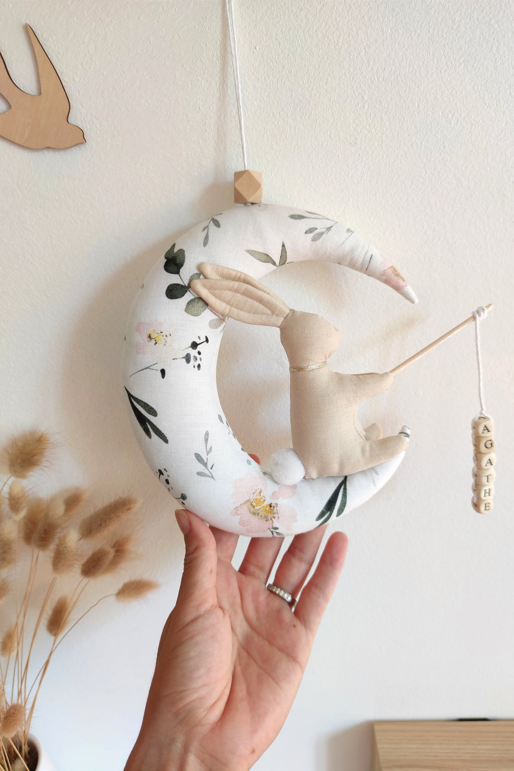 Lapin sur sa lune - Pivoines