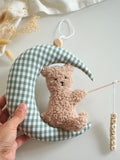 Nounours sur sa lune avec prénom - Vichy vert
