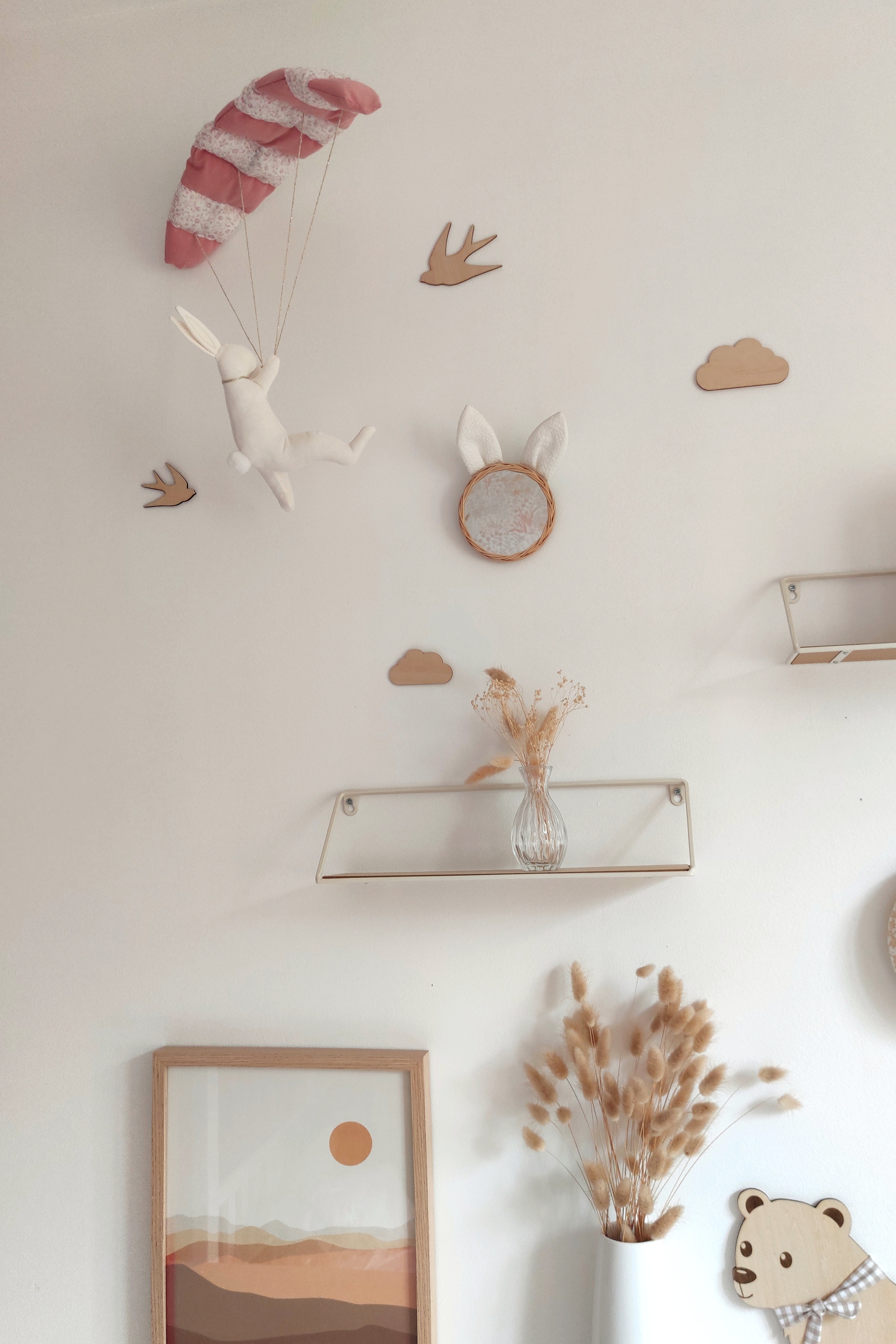 Lapin en parapente - Rose